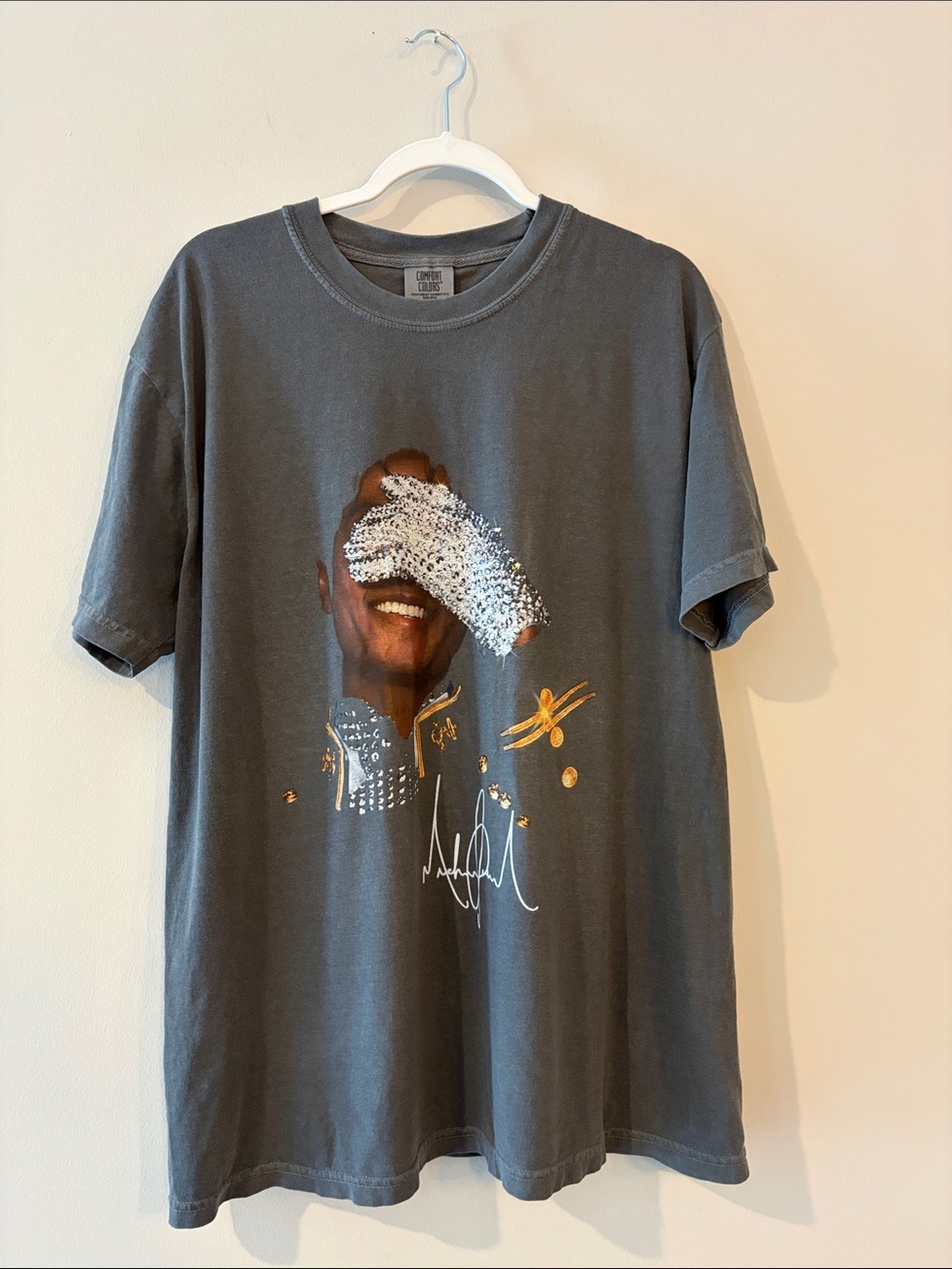 Michael Jackson Unisex Graphic Tee in Charcoal with Embellished Print